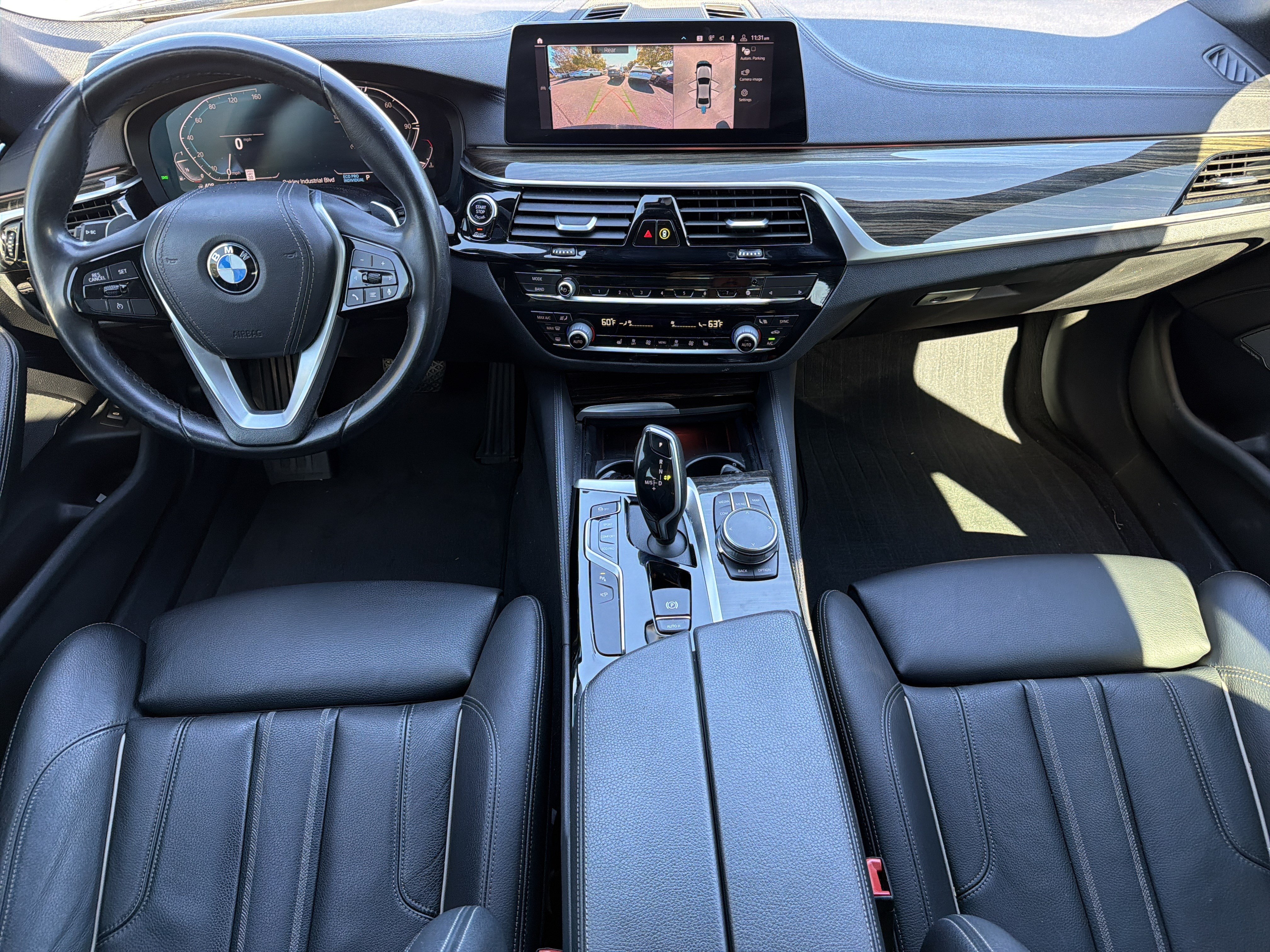 Used 2020 BMW 530i w/ Premium Package RWD image 3