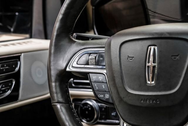 Used 2018 Lincoln Navigator L Reserve w/ Technology Package AWD/4WD image 19