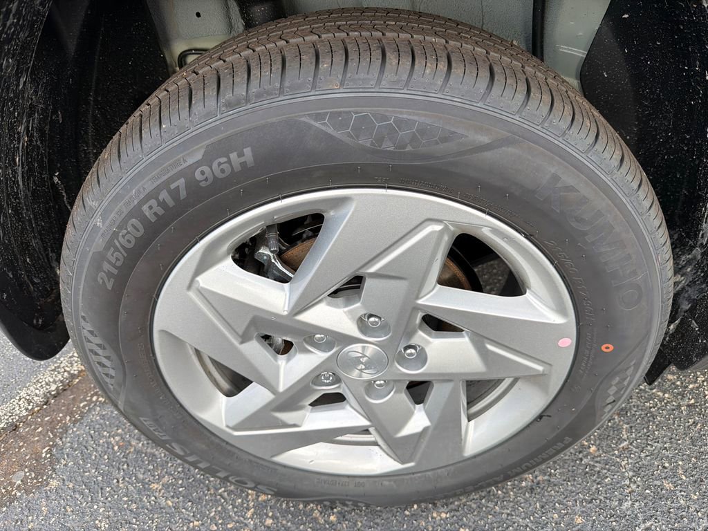 New 2026 Hyundai Kona SE image 17