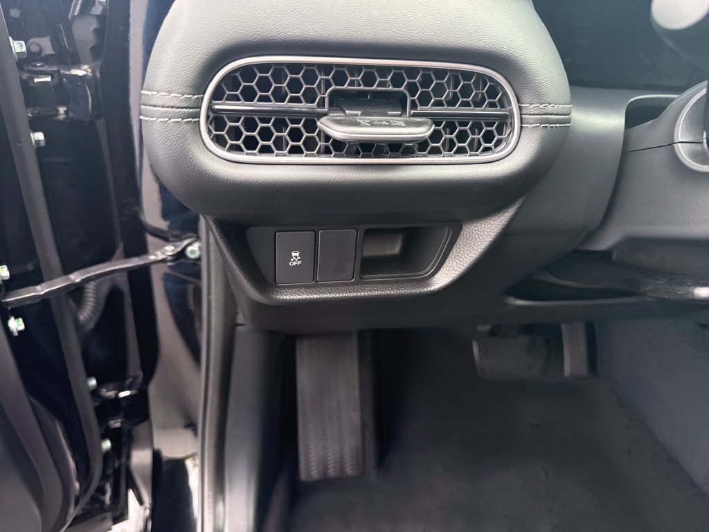Used 2026 Honda HR-V EX-L image 15