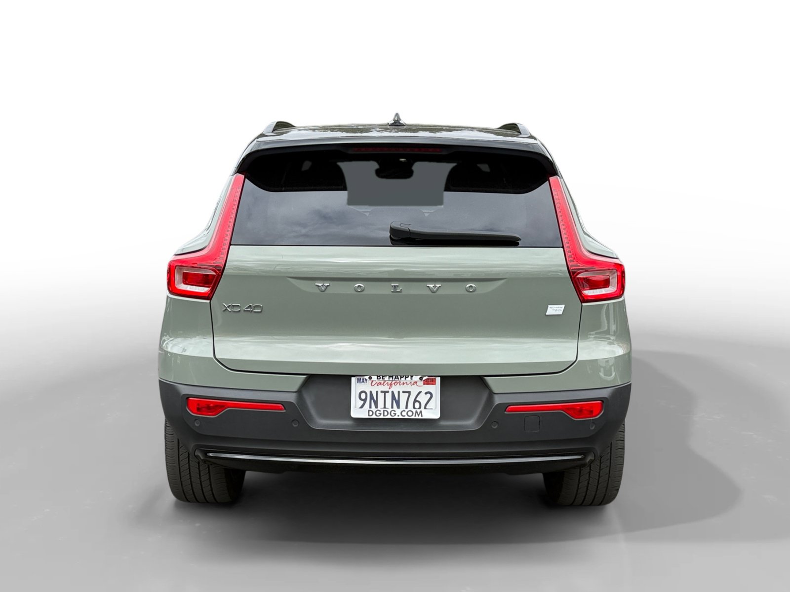 Used 2023 Volvo XC40 Recharge Plus AWD/4WD image 4