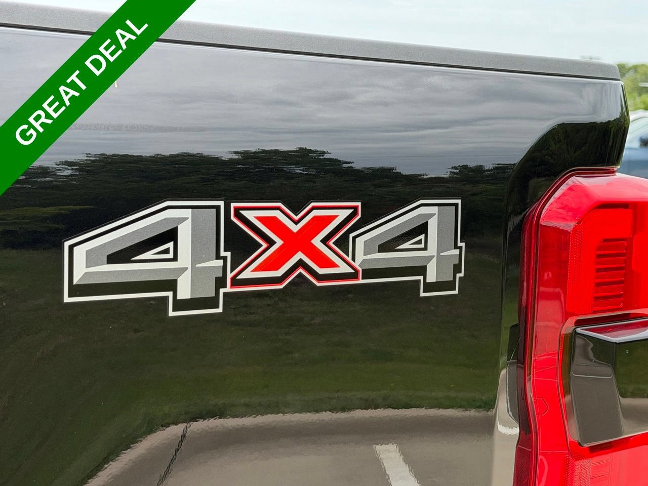 Used 2025 Ford F250 Lariat AWD/4WD image 12