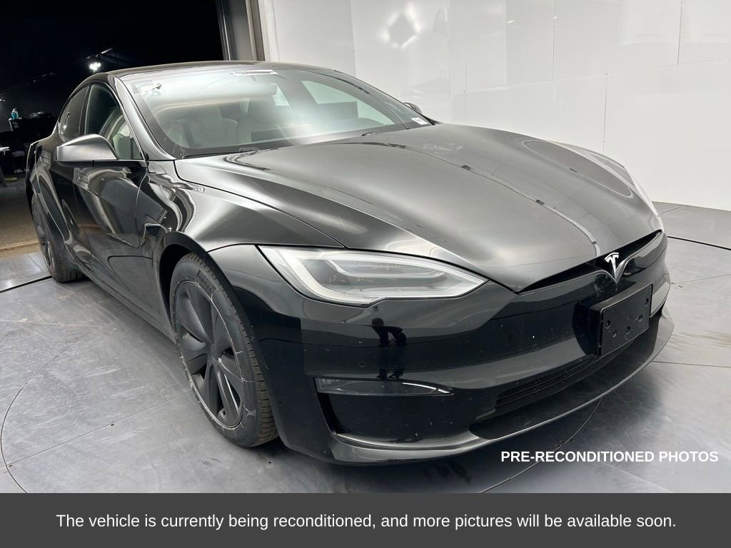 Used 2021 Tesla Model S Plaid image 8