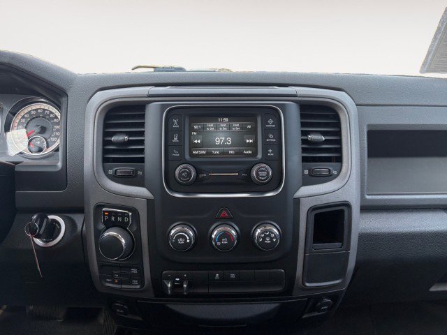 Used 2016 RAM 1500 Express AWD/4WD image 8