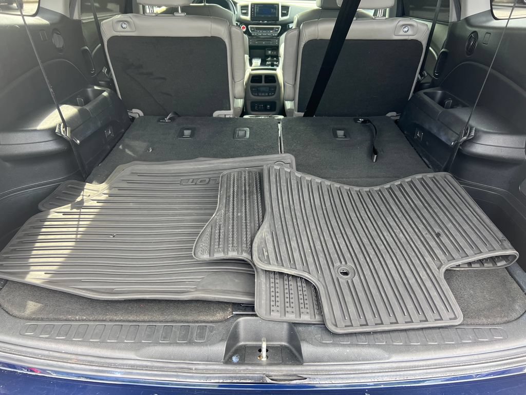 Used 2017 Honda Pilot Elite image 21