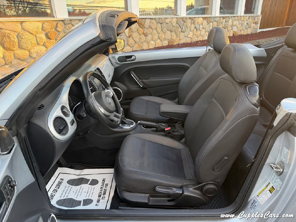 Used 2015 Volkswagen Beetle TDI image 7