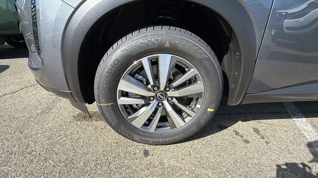 New 2026 Nissan Pathfinder SL image 10