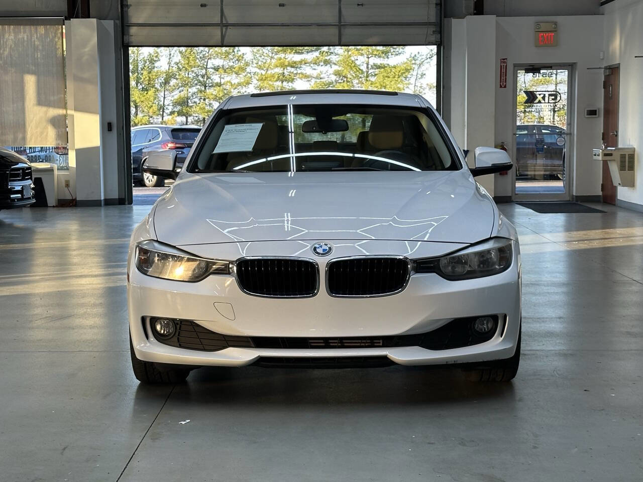 Used 2014 BMW 320i 320i 4dr Sedan image 6