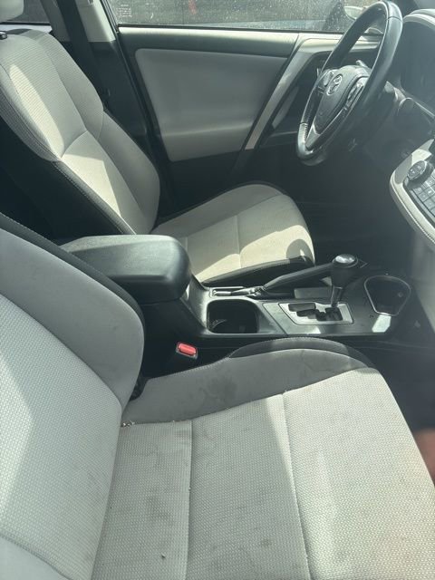 Used 2017 Toyota RAV4 XLE image 14