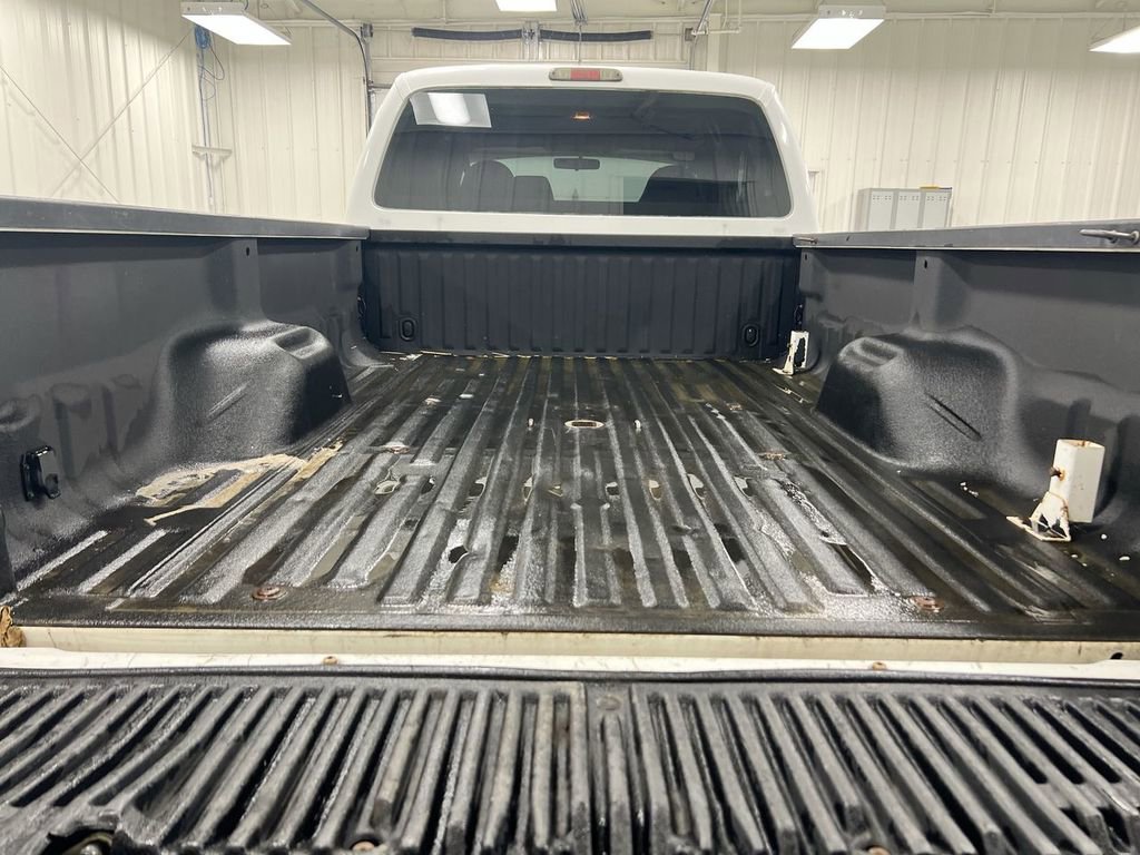 Used 2010 Ford F250 XL image 22