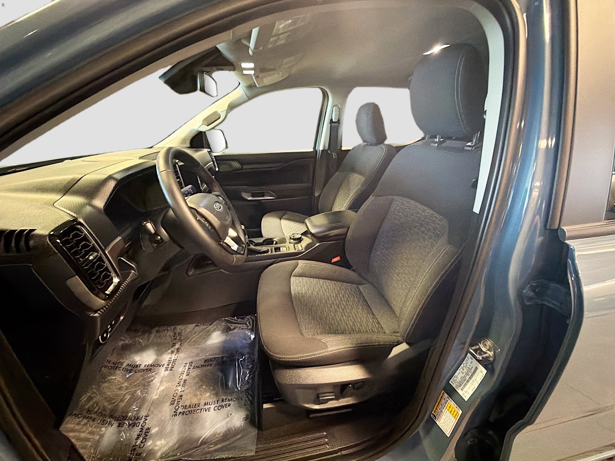 Used 2024 Ford Ranger XLT w/ FX4 Off-Road Package image 13