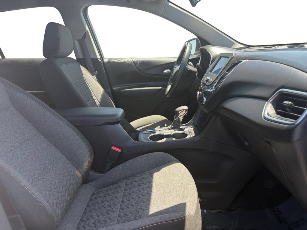 Certified 2024 Chevrolet Equinox LT FWD image 17