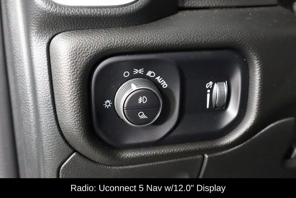 Used 2023 RAM 1500 Big Horn AWD/4WD image 22