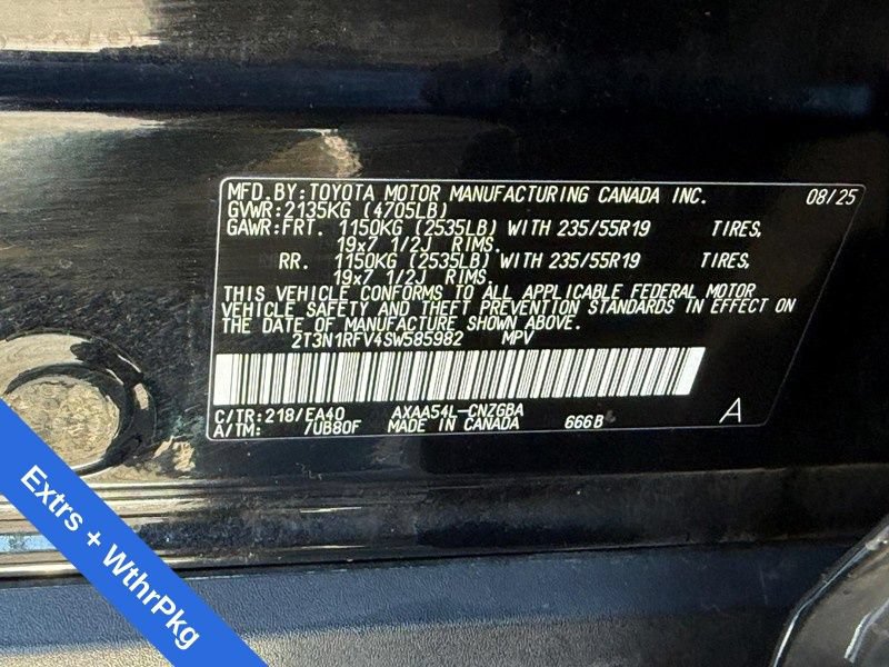 Used 2025 Toyota RAV4 Limited w/ Weather Package AWD/4WD image 31