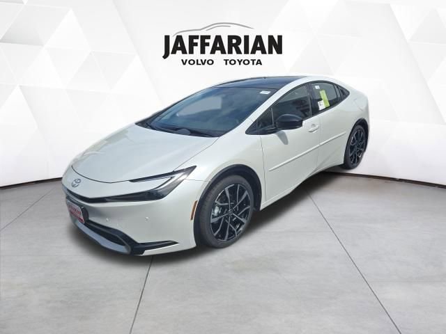 New 2026 Toyota Prius Plug-In Hybrid image 6