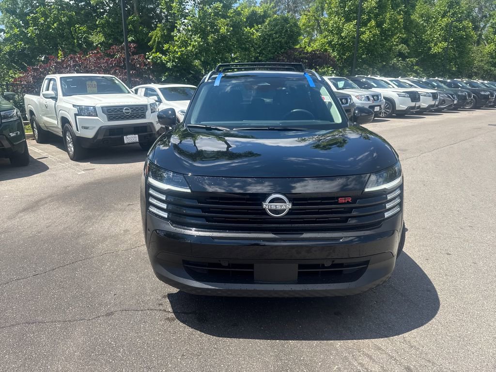 Used 2025 Nissan Kicks SR FWD image 8