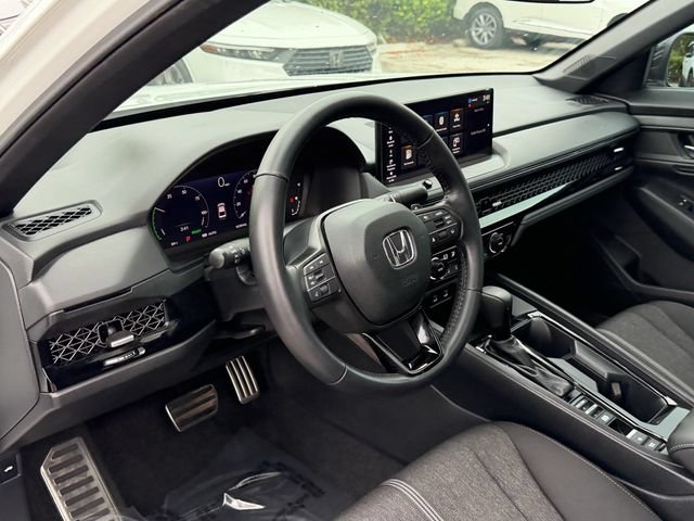 Used 2024 Honda Accord Sport image 13