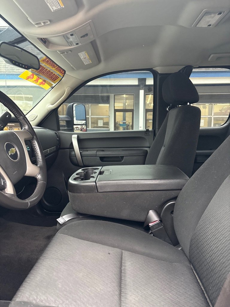 Used 2012 Chevrolet Silverado 2500 LT w/ Suspension Package, Off-Road image 9