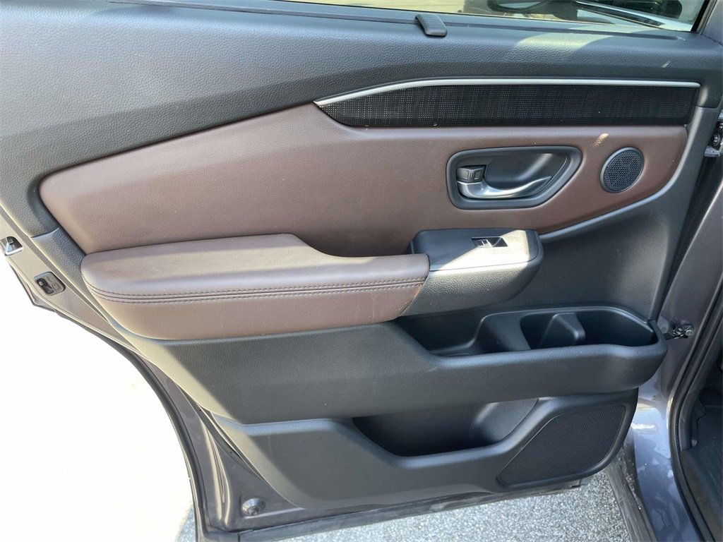 Used 2023 Honda Pilot Elite image 12