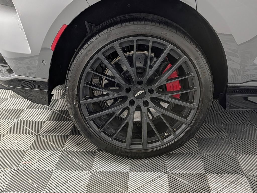 Used 2023 Aston Martin DBX 707 image 13