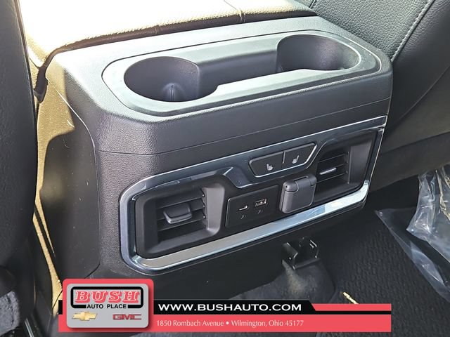 Used 2023 GMC Sierra 3500 Denali AWD/4WD image 11