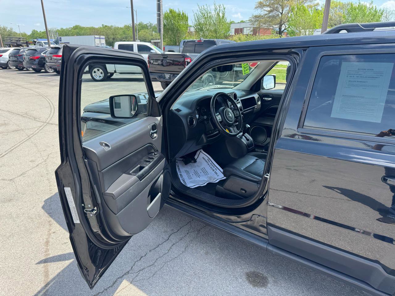 Used 2015 Jeep Patriot High Altitude AWD/4WD image 14