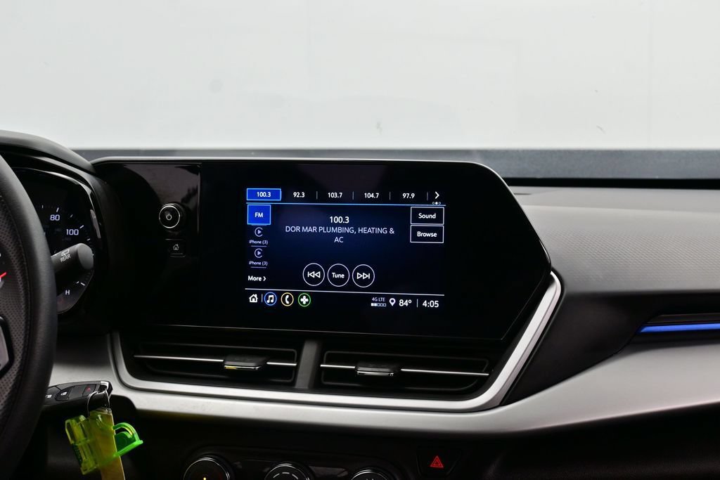 Used 2024 Chevrolet Trax LS FWD image 43
