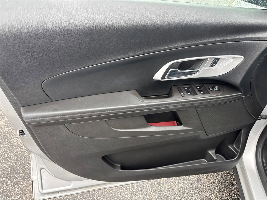 Used 2015 Chevrolet Equinox LS image 10