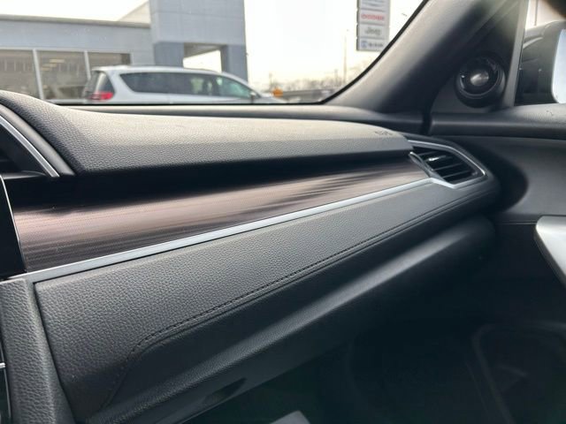 Used 2020 Honda Civic Touring image 31