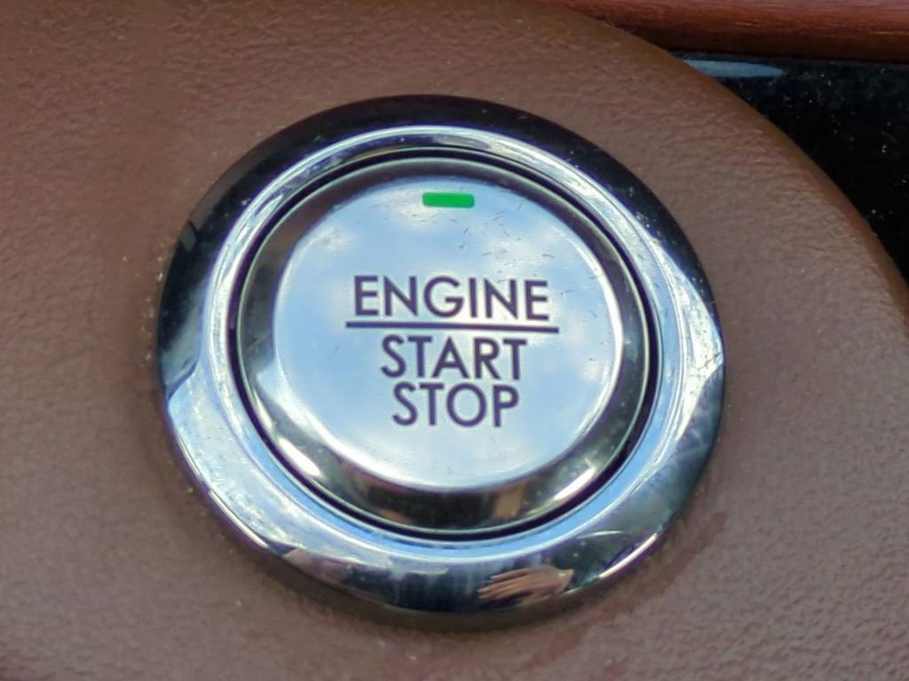 Used 2023 Lincoln Aviator Reserve w/ Equipment Group 201A AWD/4WD image 30