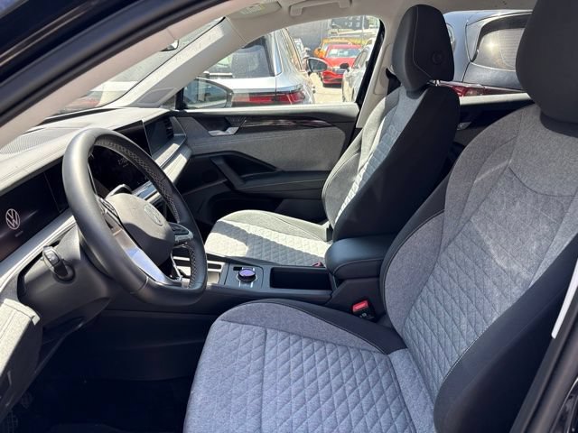 Certified 2025 Volkswagen Tiguan S AWD/4WD image 7