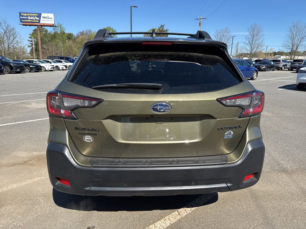 Used 2025 Subaru Outback Onyx Edition image 7