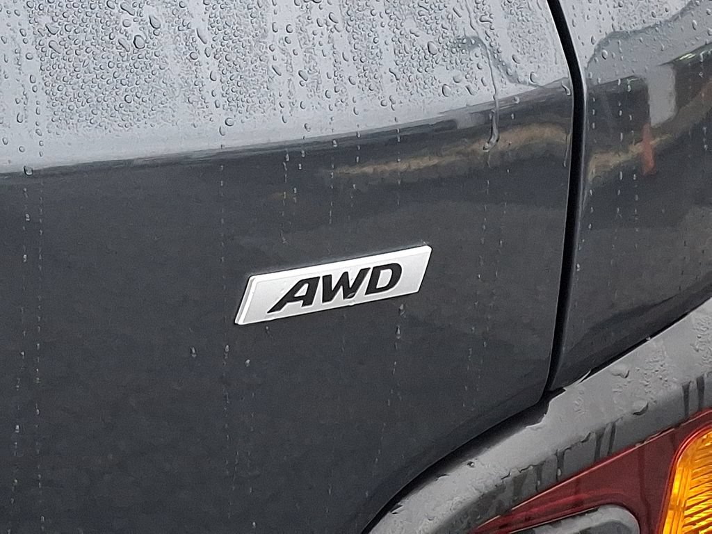 Used 2021 Hyundai Kona SE w/ Cargo Package AWD/4WD image 29