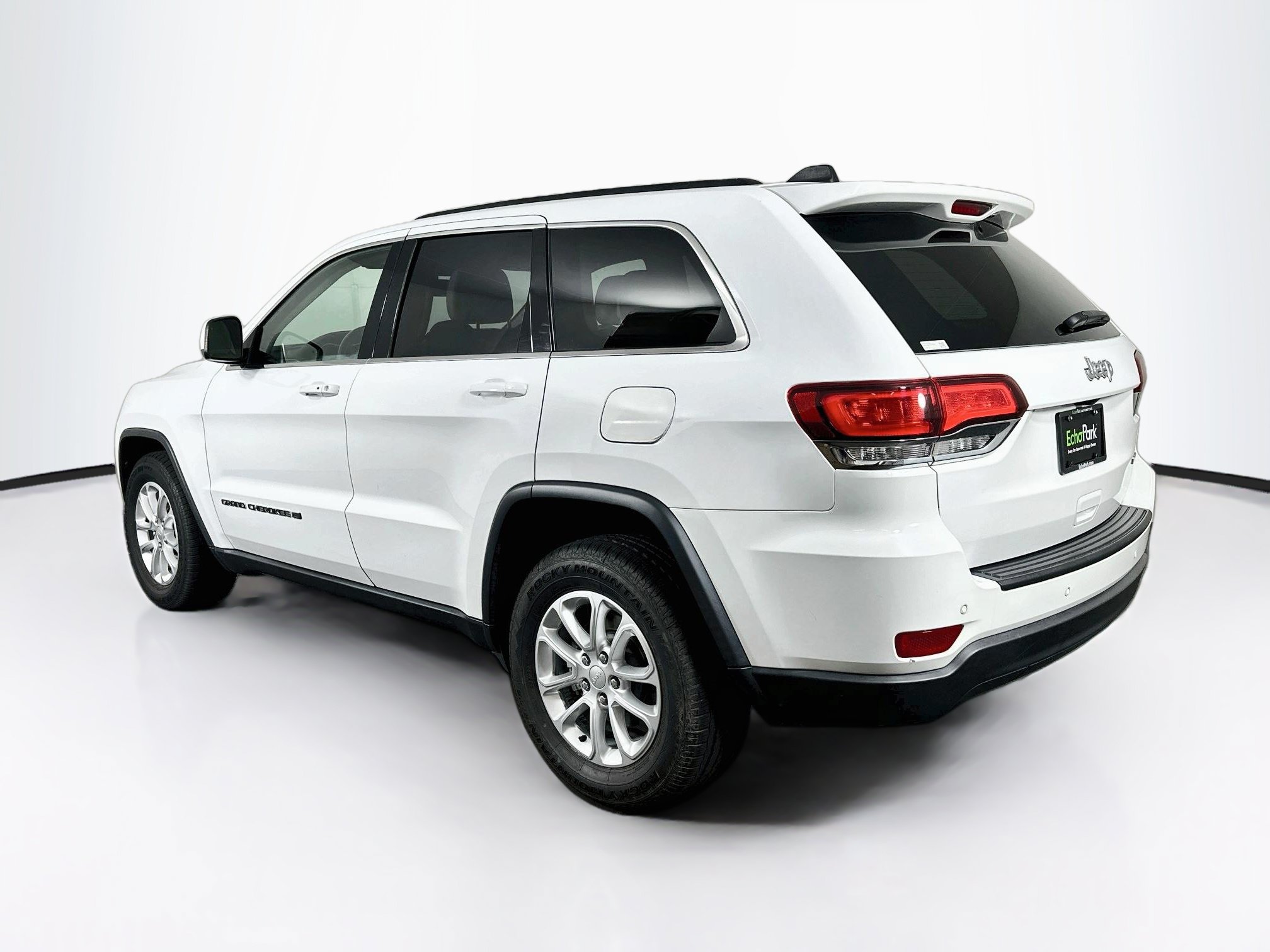 Used 2022 Jeep Grand Cherokee Laredo E RWD image 5