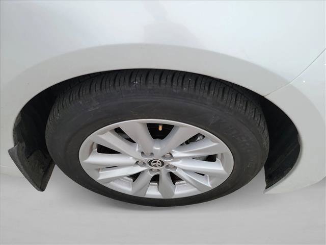 Used 2025 Toyota Corolla LE image 10