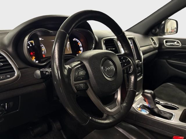 Used 2018 Jeep Grand Cherokee Altitude image 17