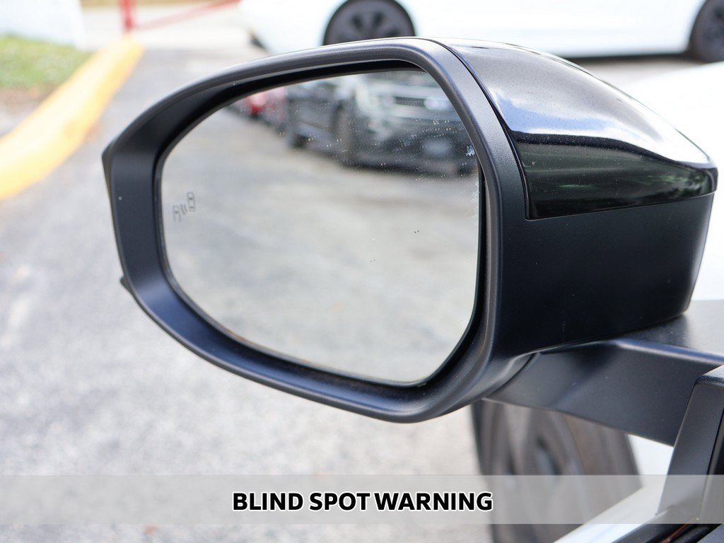 Used 2024 Toyota Prius LE image 4