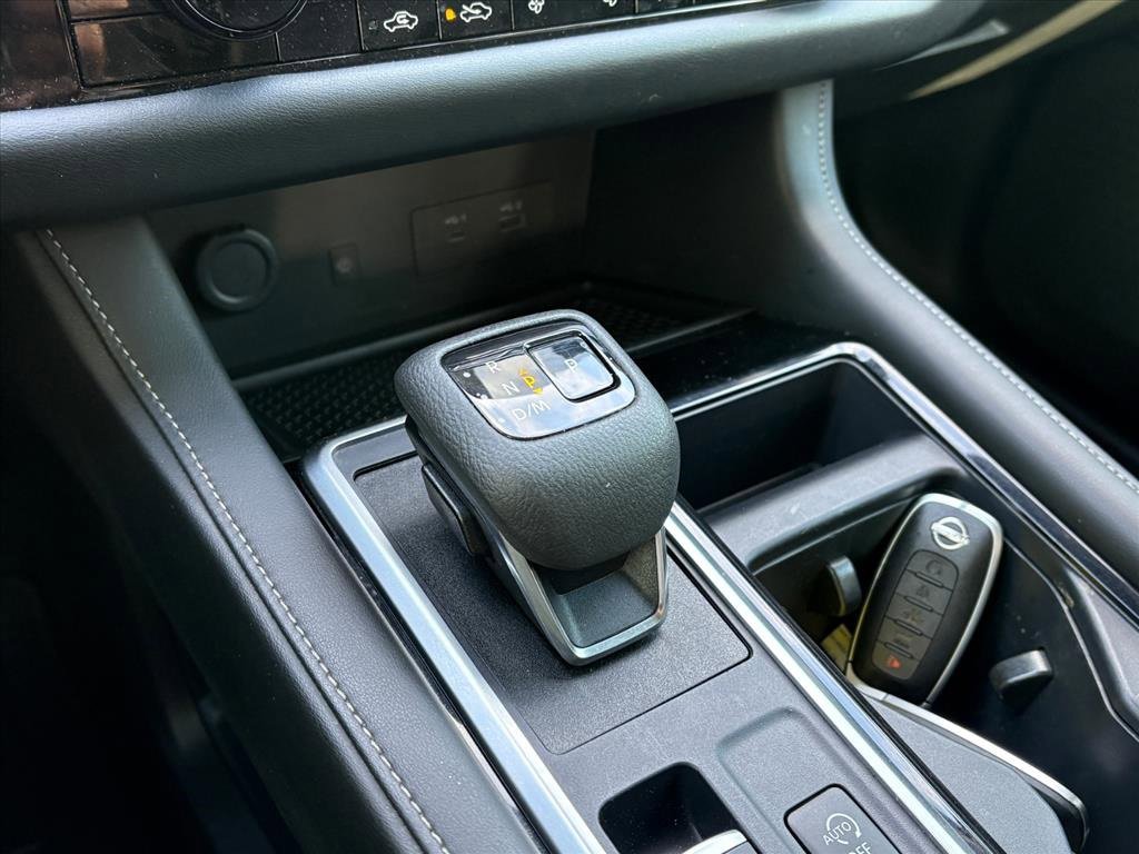 Used 2024 Nissan Pathfinder SL image 24