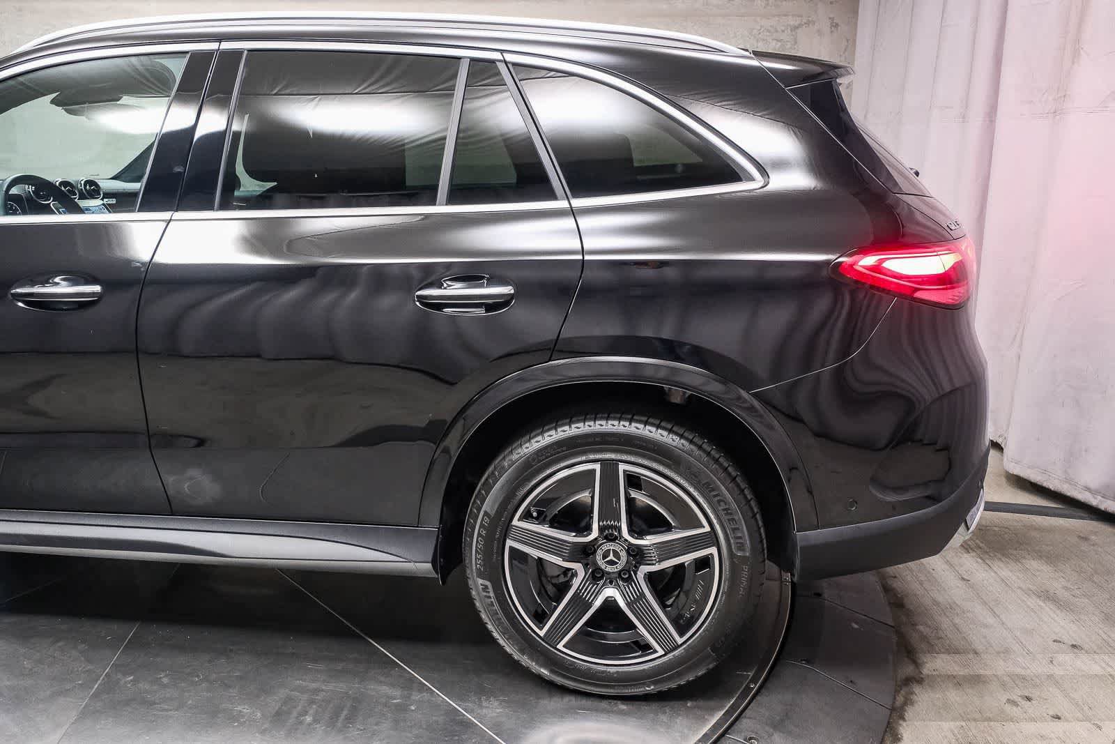 Certified 2024 Mercedes-Benz GLC 300 w/ AMG Line image 8