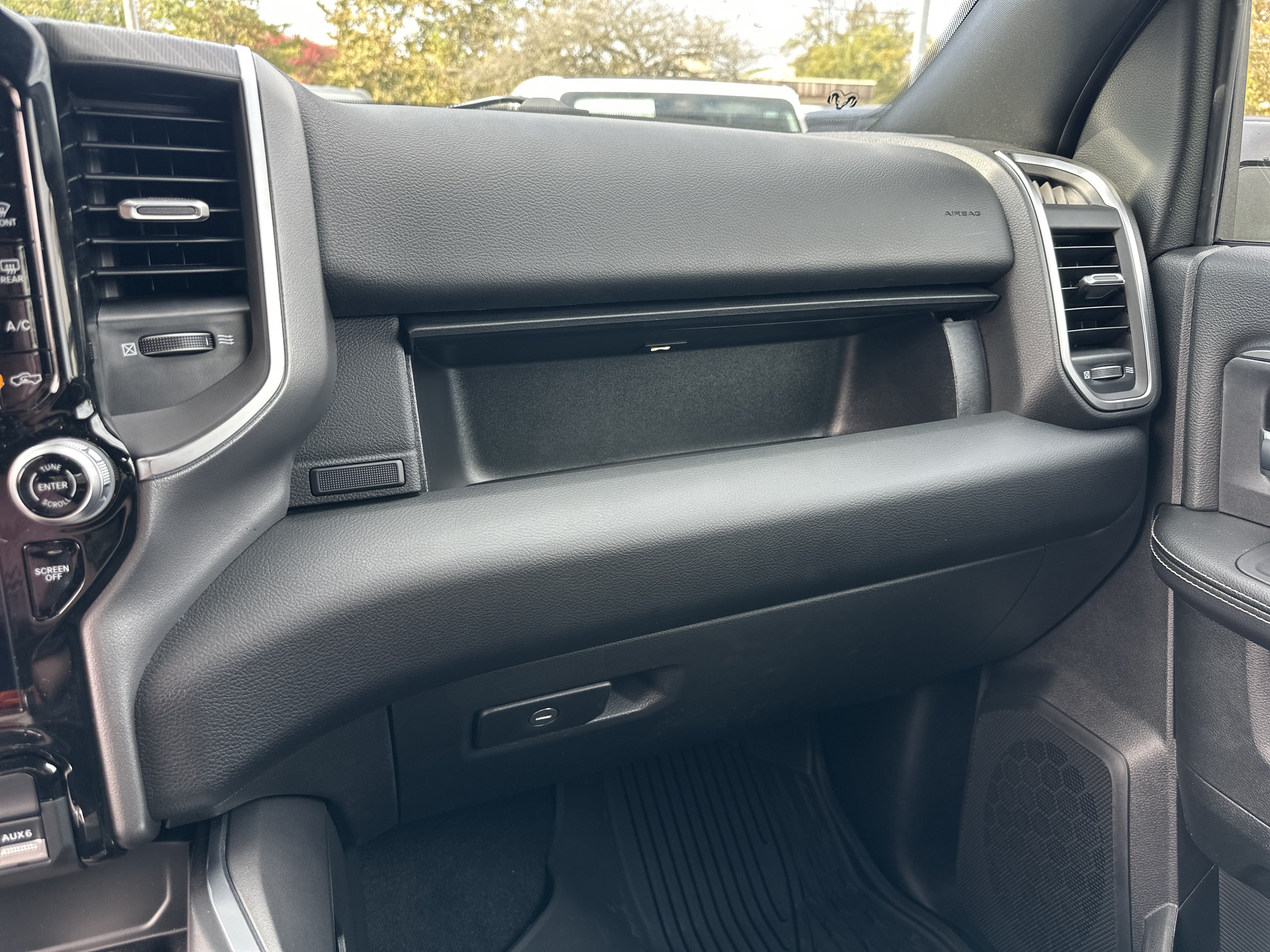 New 2027 RAM 2500 Big Horn AWD/4WD image 5