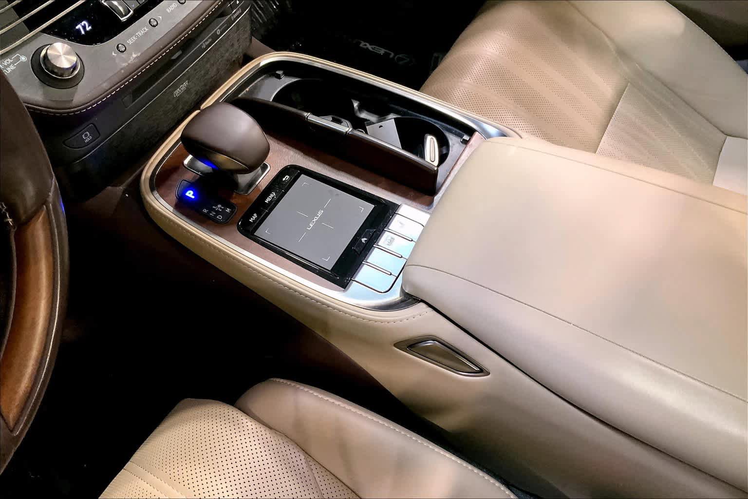 Used 2019 Lexus LS 500 AWD image 15
