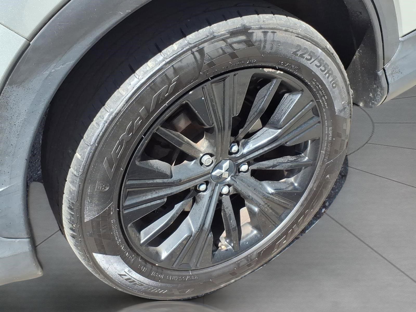 Used 2022 Mitsubishi Eclipse Cross LE AWD/4WD image 5