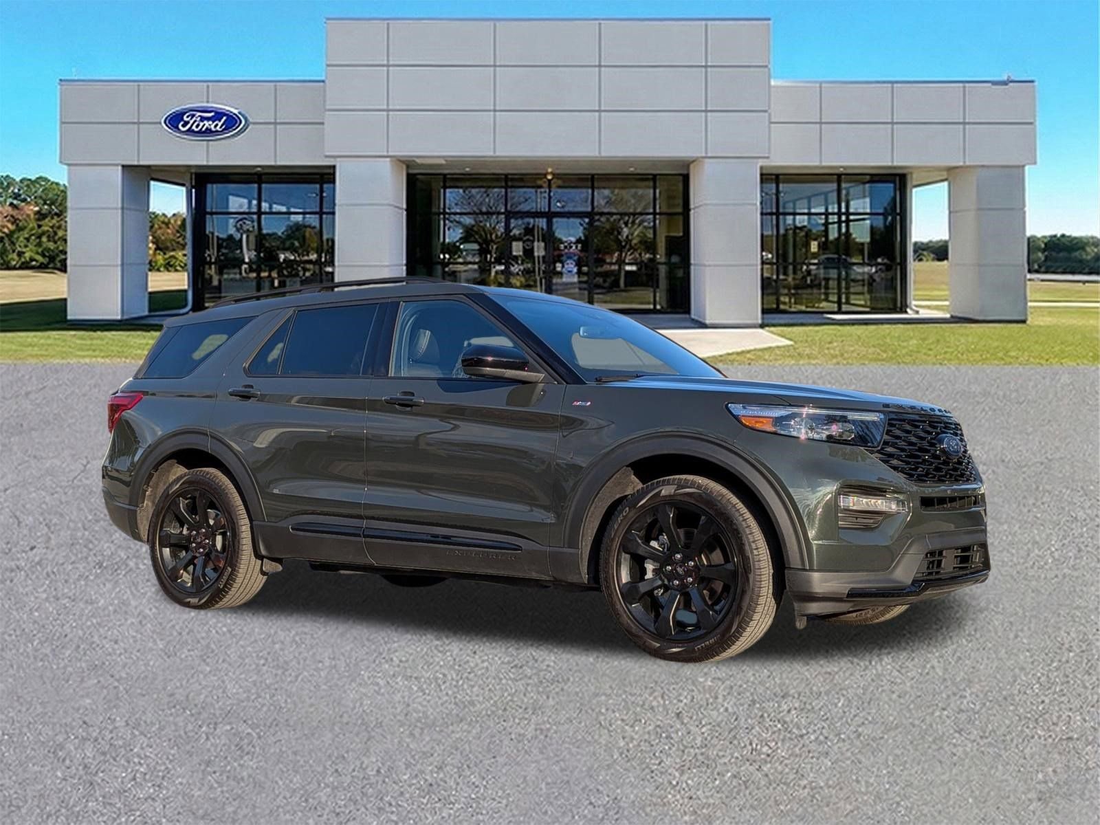 Certified 2023 Ford Explorer ST-Line w/ Class IV Trailer Tow Package AWD/4WD image 2