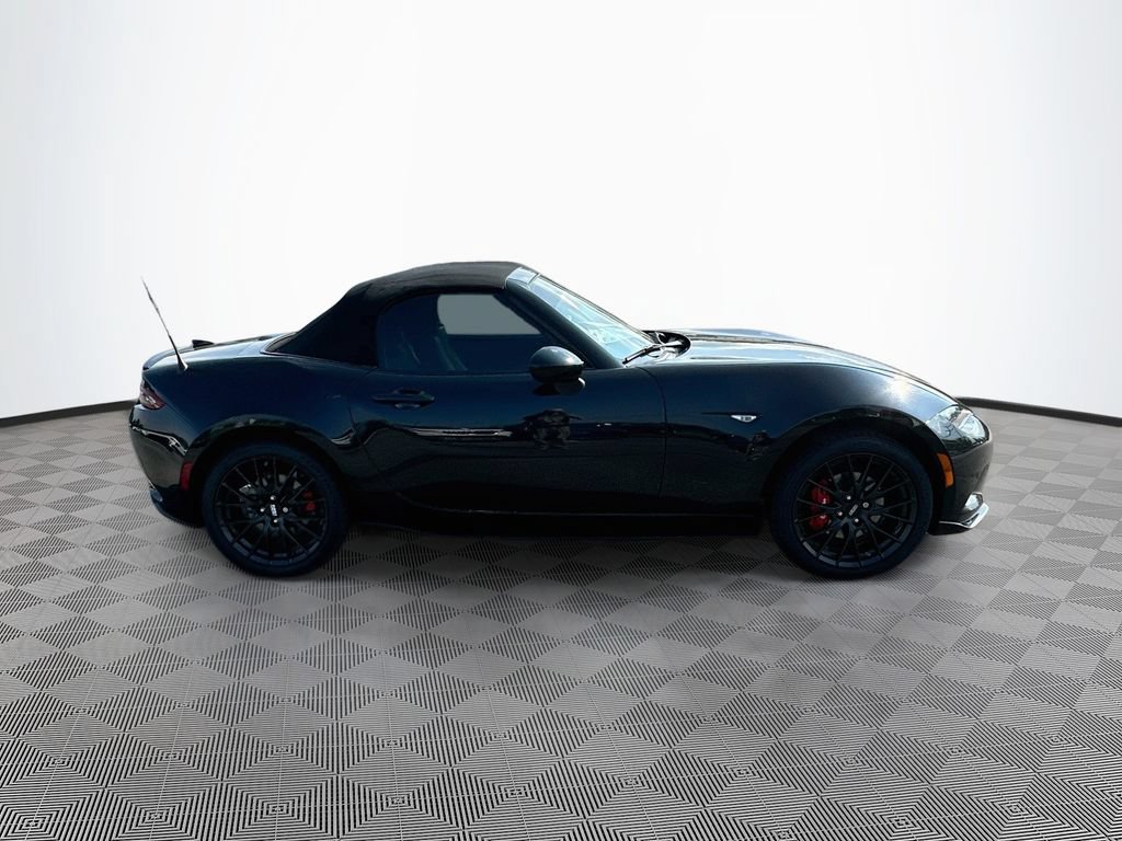 Used 2016 MAZDA MX-5 Miata Club w/ Brembo/BBS Package RWD image 10