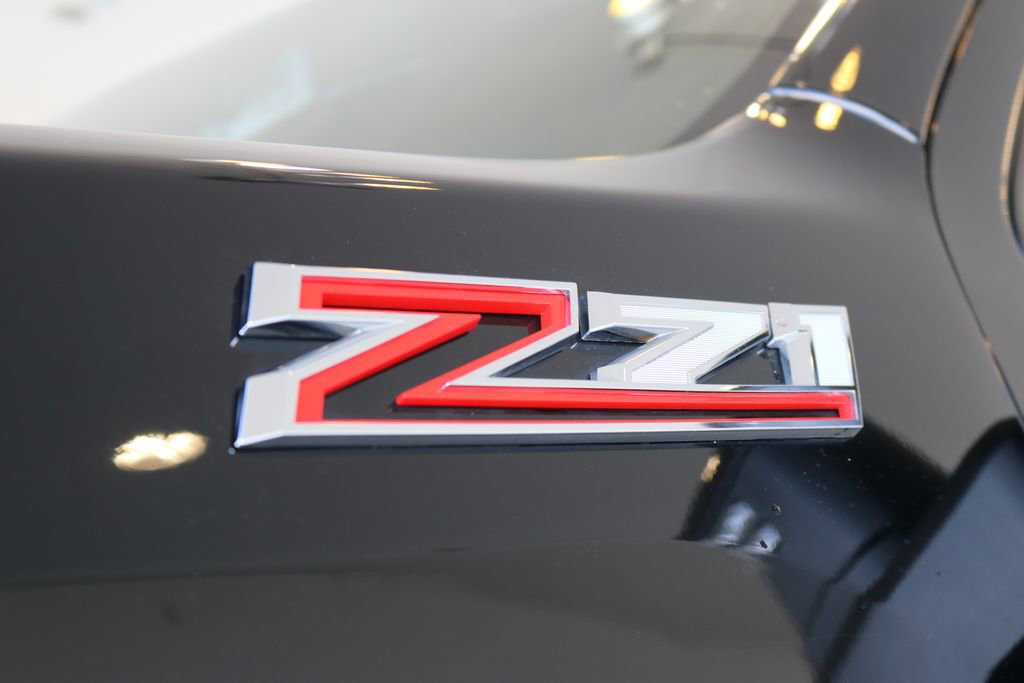 Used 2023 Chevrolet Silverado 2500 LTZ w/ LTZ Plus Package image 12