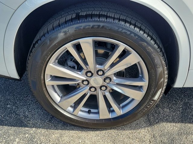 Used 2023 Cadillac XT6 Premium Luxury FWD image 10