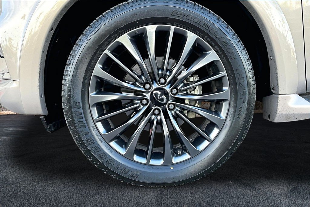 Used 2024 INFINITI QX80 Sensory w/ Cargo Package AWD/4WD image 9