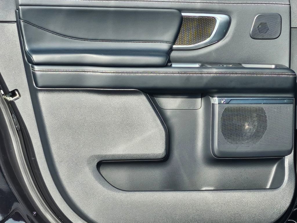 New 2025 Ford Expedition Max Platinum w/ Stealth Performance Package image 39