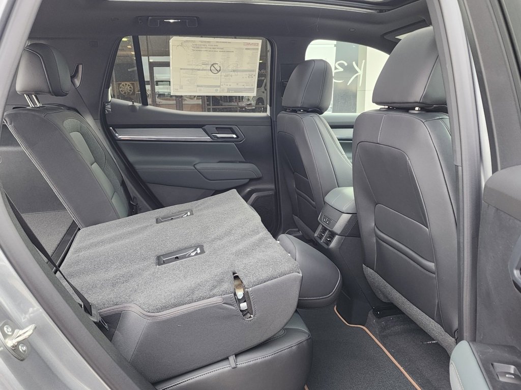New 2026 GMC Terrain AT4 w/ Convenience Package III image 46