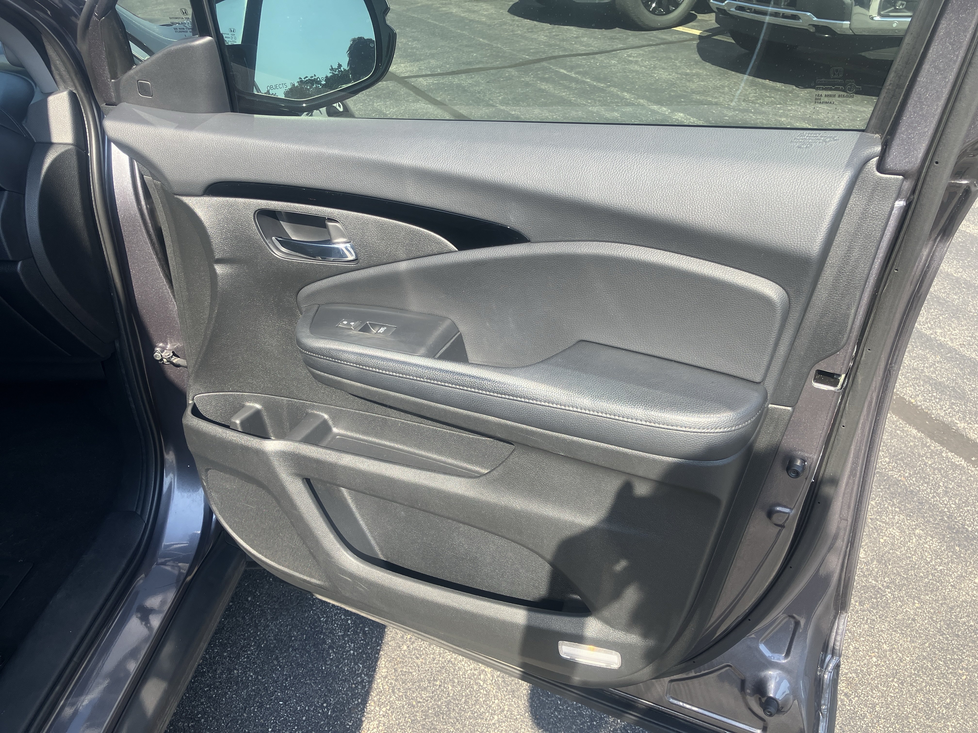Used 2020 Honda Pilot Touring image 10
